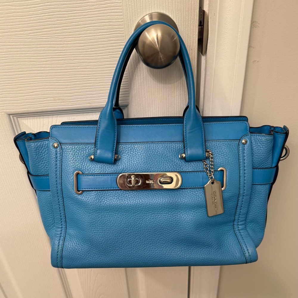 Authentic Coach Blue Swagger Bag